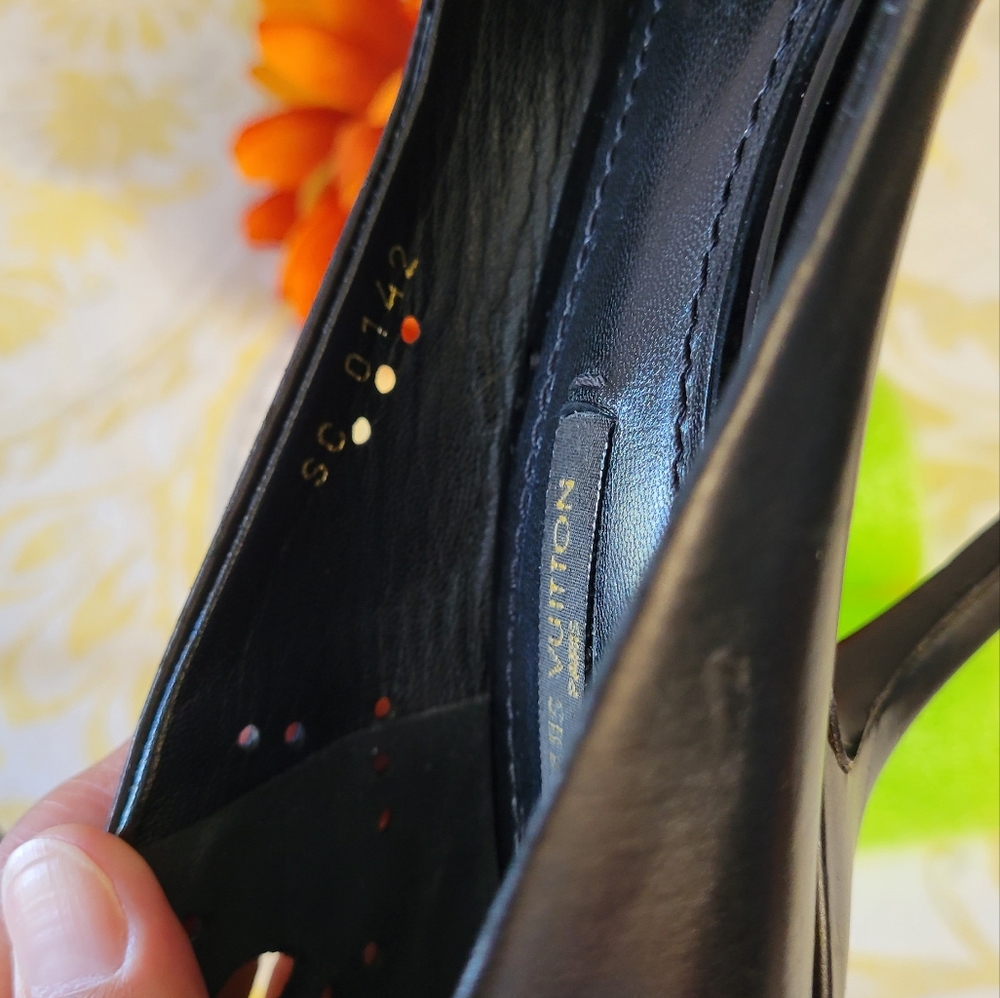 Authentic Louis Vuitton Heel Shoes - Picture 4 of 16